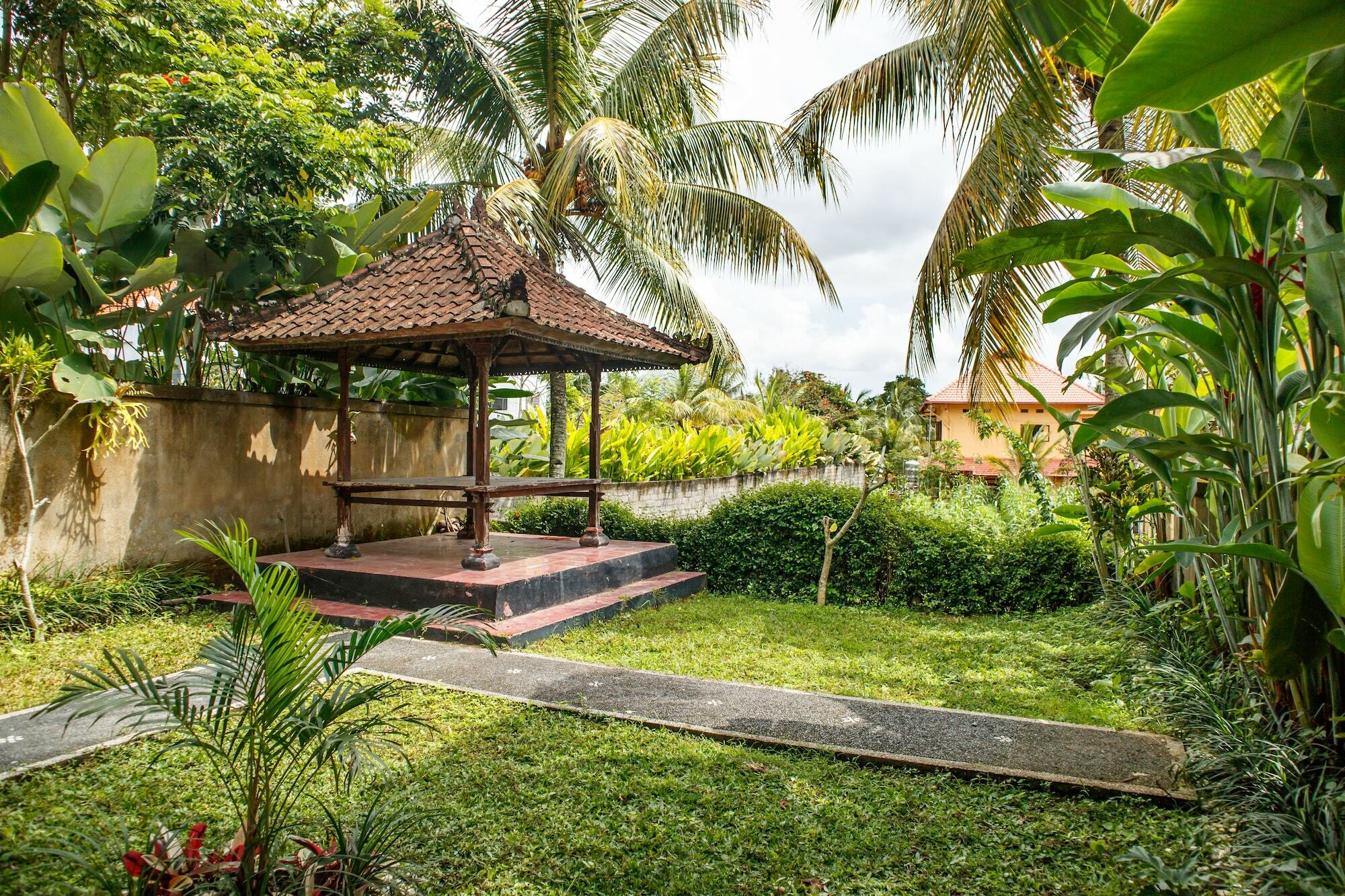 Kudos Guesthouse Ubud Exterior photo